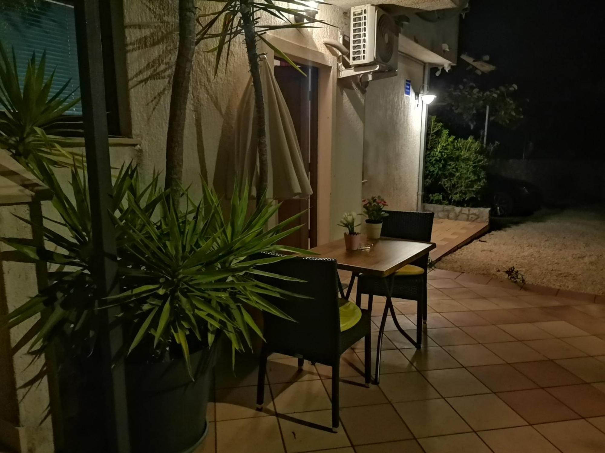 Jessica Apartment *